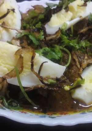 A picture of Cashew nuts Chicken Masala Gravy.