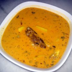A picture of (DEDICATED TO LG) MOMI MASAK LEMAK CILI API (CHICKEN/MEAT/SARDINE COOKED WITH COCONUT & HOT CHILLI).