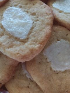 A picture of Elisa's Cheesecake Sugar Chewy Cookies.