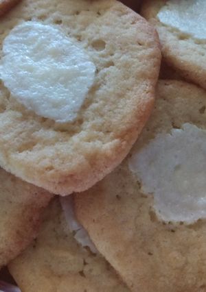 A picture of Elisa's Cheesecake Sugar Chewy Cookies.