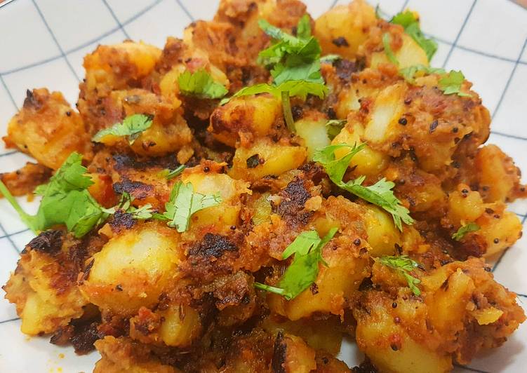 Simple Potato Sabji (South Indian Style)