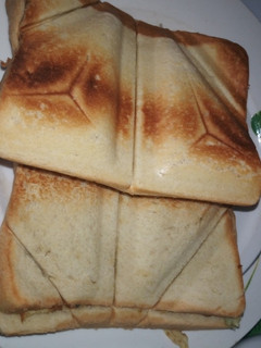A picture of Toasted corned beef bread #teamabuja.