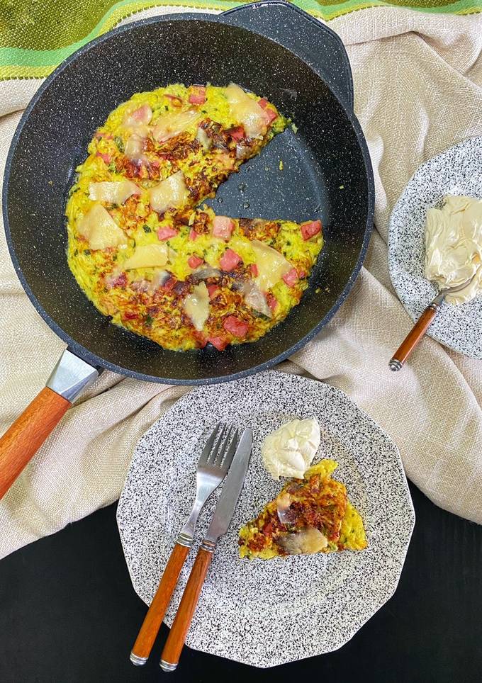 Кабачкова запіканка (на сковороді)