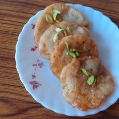 A picture of Dahi ke malpua.