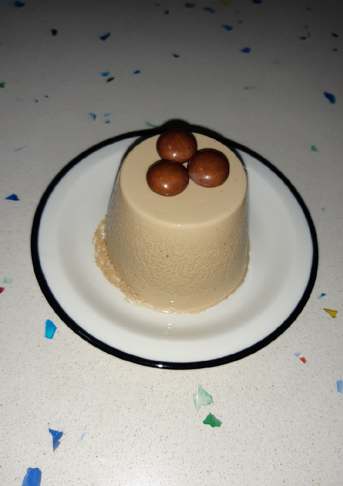 Una foto de Panna cotta café