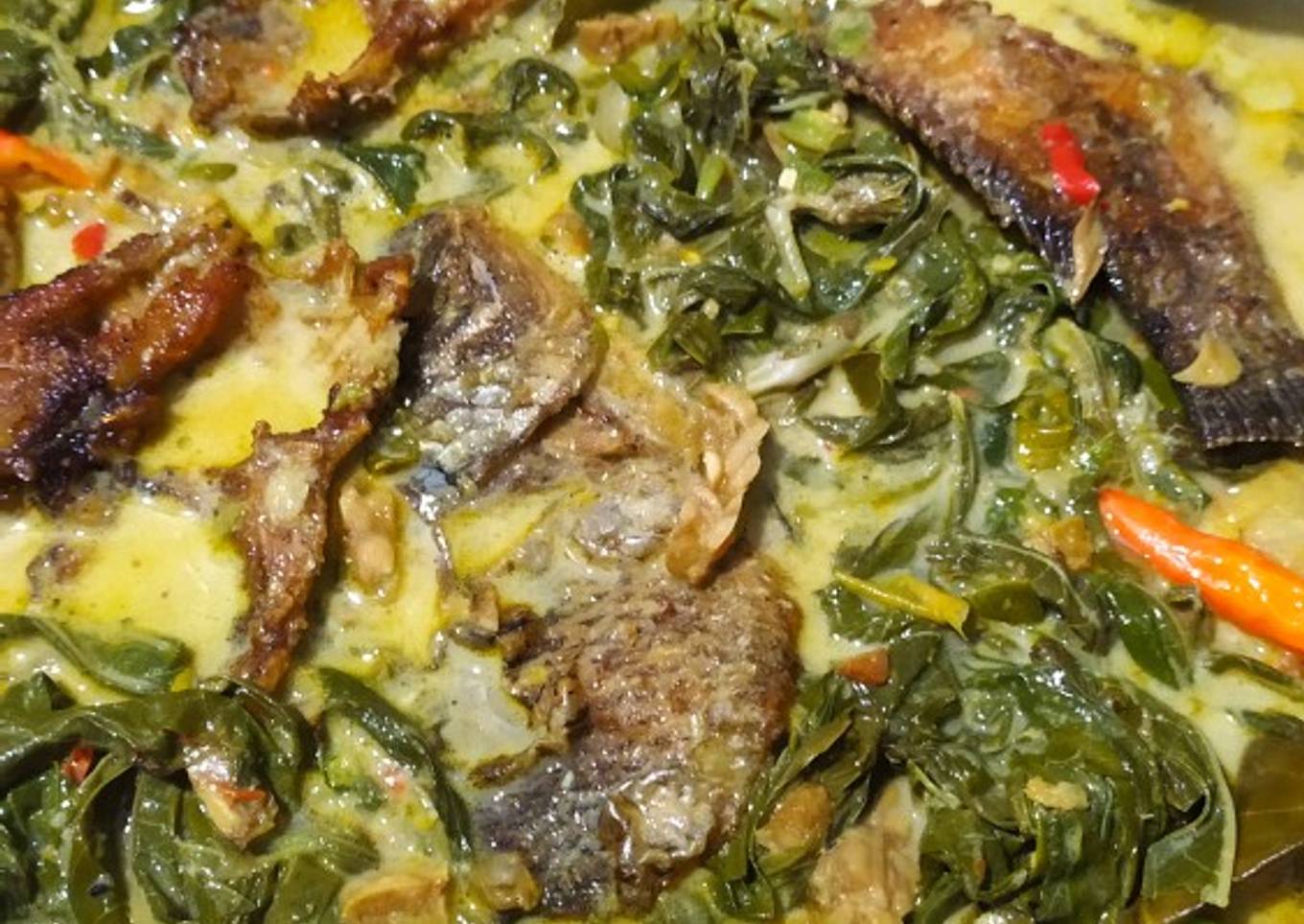Gulai pucuk ubi nila goreng