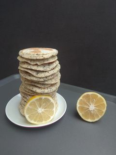 Mákos-citromos mini amerikai palacsinta recept fotója