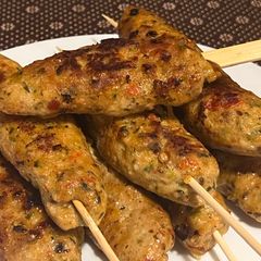 A picture of Chicken seekh kebabs.