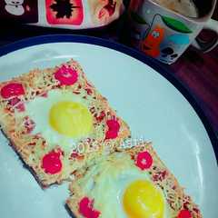 A picture of Bread egg toast.