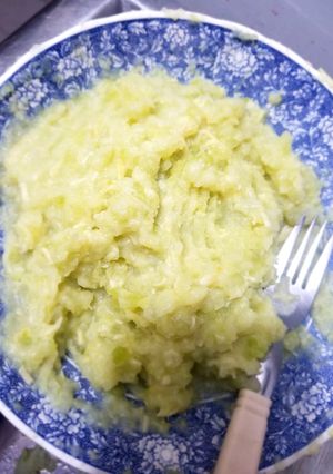 Una foto de Puré de Cidra, Guatila "papa de pobre" 🥝🍈😊