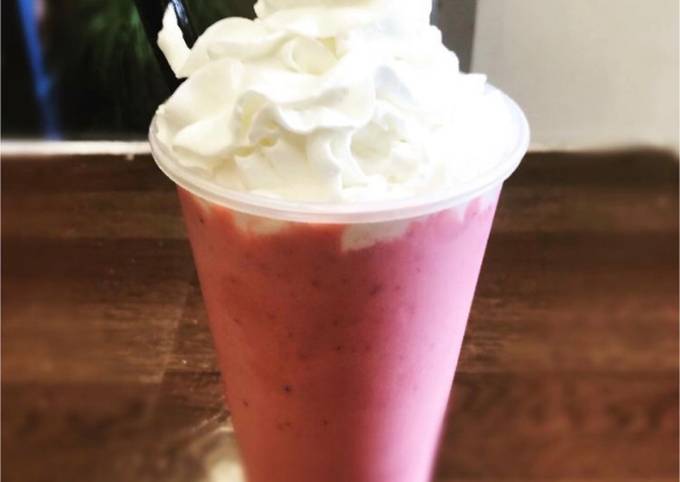 Low Carb (Keto - Friendly) Strawberry Smoothie