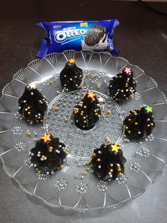 ओरियो मोदक (Oreo Modak recipe in Hindi) रेसिपी मुख्य फोटो