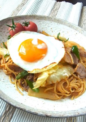 A picture of Lunch at Home! Mie Goreng.