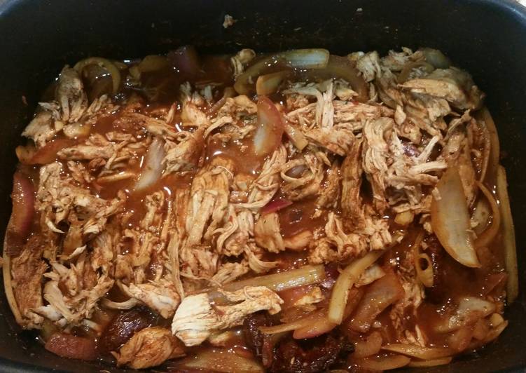 Recipe of Super Quick Homemade Spicy Fajita chicken in slow cooker/crockpot