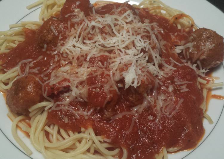 Steps to Make Quick Meaty Meatball Spaghetti