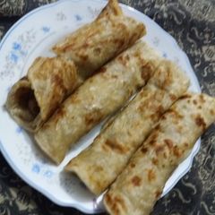A picture of Beef bihari boti roll.