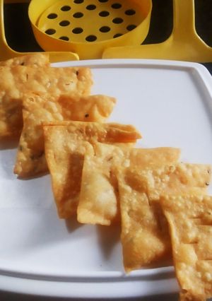 जीरा आटा निमकी (Jeera aata nimki recipe in hindi) रेसिपी मुख्य फोटो