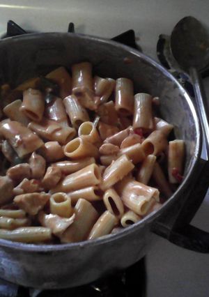 A picture of Chicken riggies.