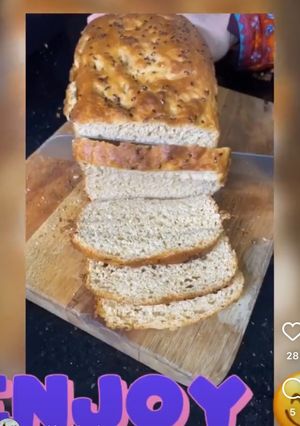 A picture of Whole wheat bread.