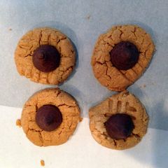 A picture of Quick And Easy Peanut Butter Cookies.
