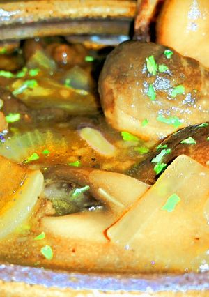 A picture of Mike's EZ Onion Mushroom Soup.