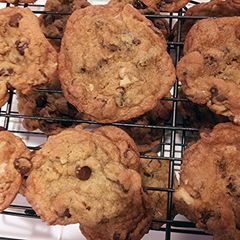 A picture of Teri's Chocolate Chip Cookies no eggs.