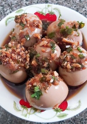 Hình của món Trứng ngâm tương.