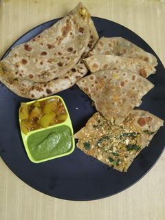 पनीर चीज़ पराठा (paneer cheese paratha recipe in Hindi) रेसिपी मुख्य फोटो