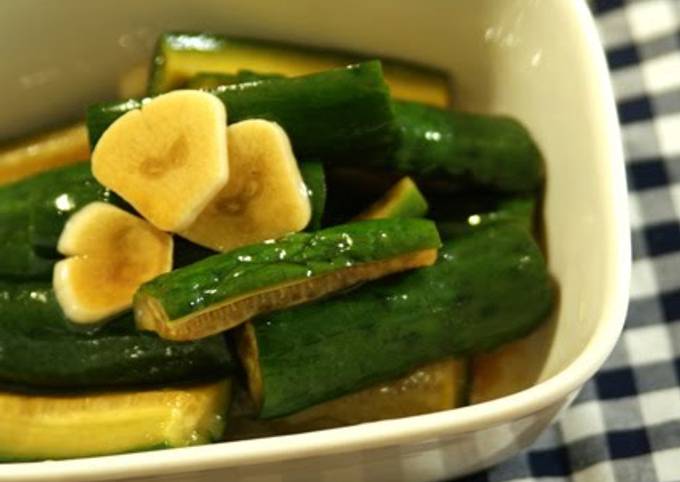 Marinated Cucumber and Garlic in Soy Sauce