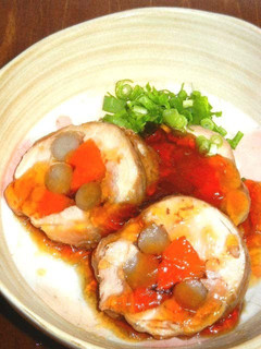 A picture of Chicken Thigh Roll with Burdock Root and Carrots.