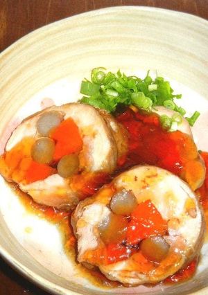 A picture of Chicken Thigh Roll with Burdock Root and Carrots.