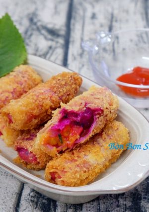 Hình của món Chả Giò Xoài Thanh Long.