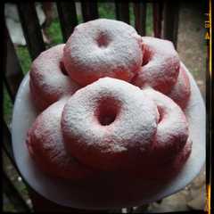 Donat pink ekonomis রেসিপির প্রধান ছবি
