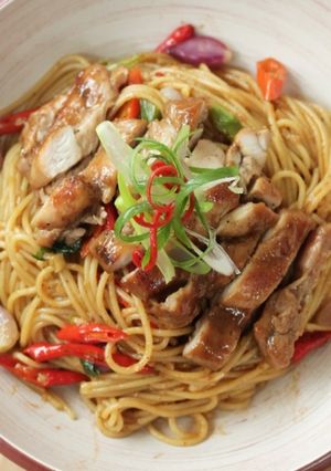 A picture of Oriental Spaghetti by Devina Hermawan.