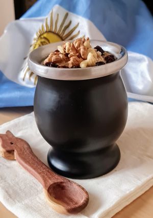 Una foto de Avena trasnochada en mate cocido con leche 🇦🇷 "Argentina, no lo entenderías" ♥