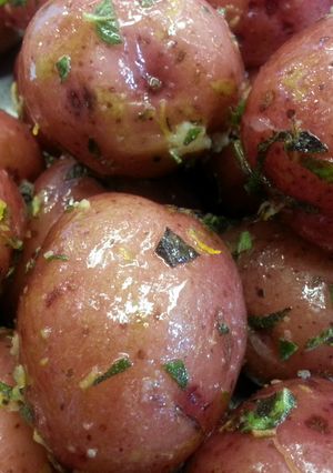 A picture of Citrus-Herb Red Potatoes.