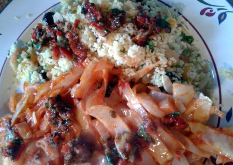 Fruity Couscous with Cabbage &amp; Harissa Sauce (vegan)