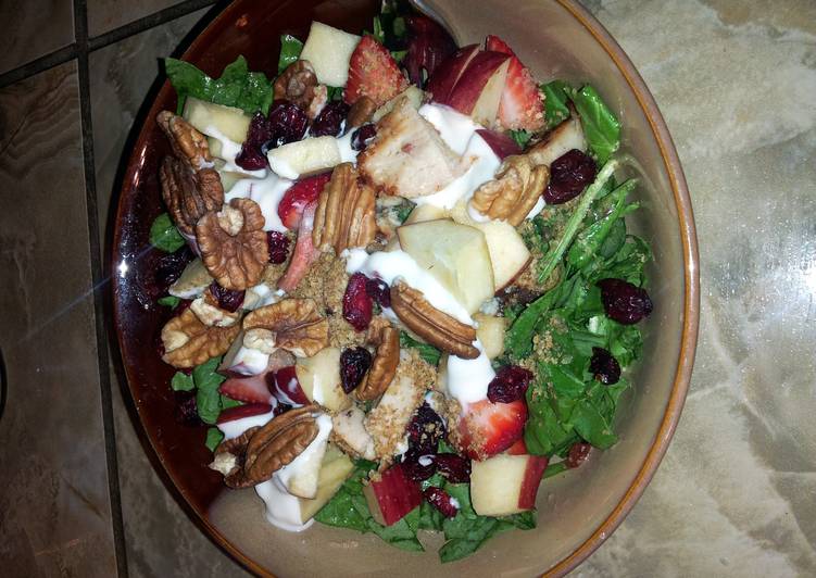 How to Make Any-night-of-the-week Apple Pecan salad