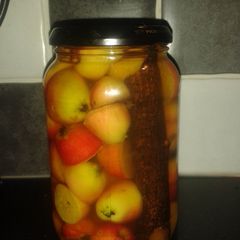 A picture of Crab apple whisky.