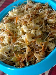 এগ নুডুলস(egg noodles recipe in bengali) রেসিপির প্রধান ছবি
