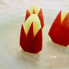 A picture of Apple Tulips.