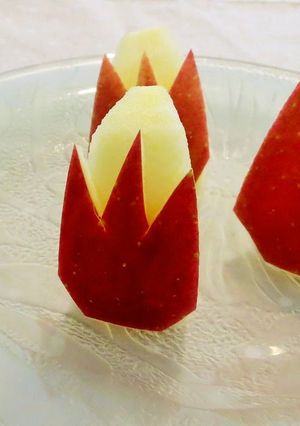 A picture of Apple Tulips.