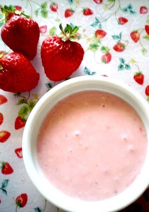 A picture of Milky Strawberry Cream Cheese.