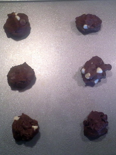 A picture of tripple chocolate cake mix cookies.