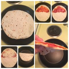 A picture of Pizzadillas.