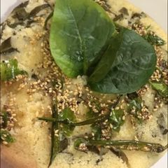 Oats semolina spinach dhokla A picture of Oats semolina spinach dhokla.