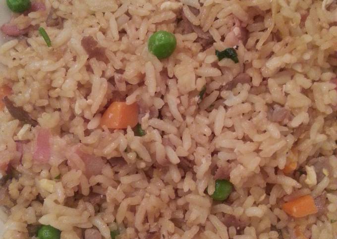 Quick and simple fried rice!