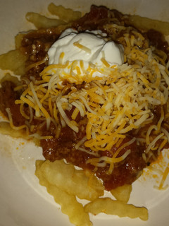 A picture of Chili cheese fries.