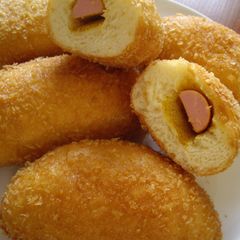 A picture of Old-Fashioned Fish Sausage Fried Bread.