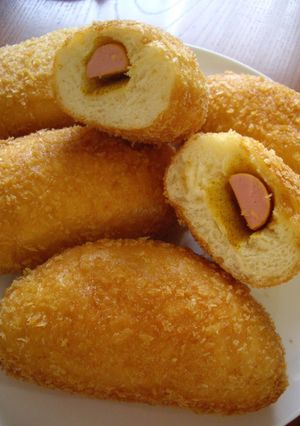 A picture of Old-Fashioned Fish Sausage Fried Bread.